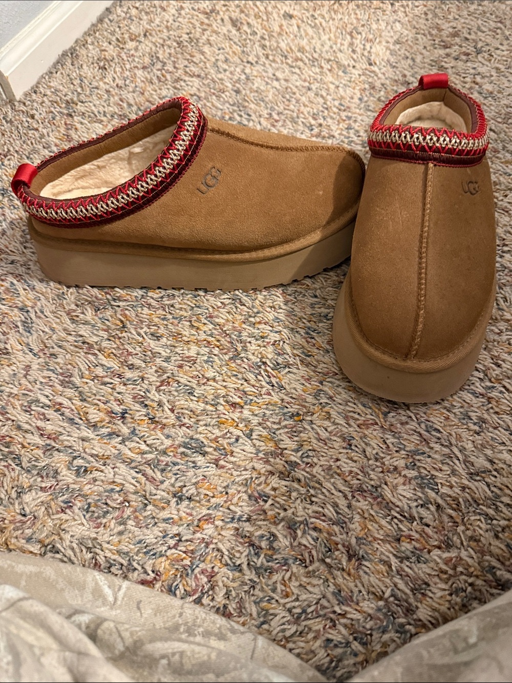 UGG Women’s Chestnut Suede Clog Mules with Red Trim